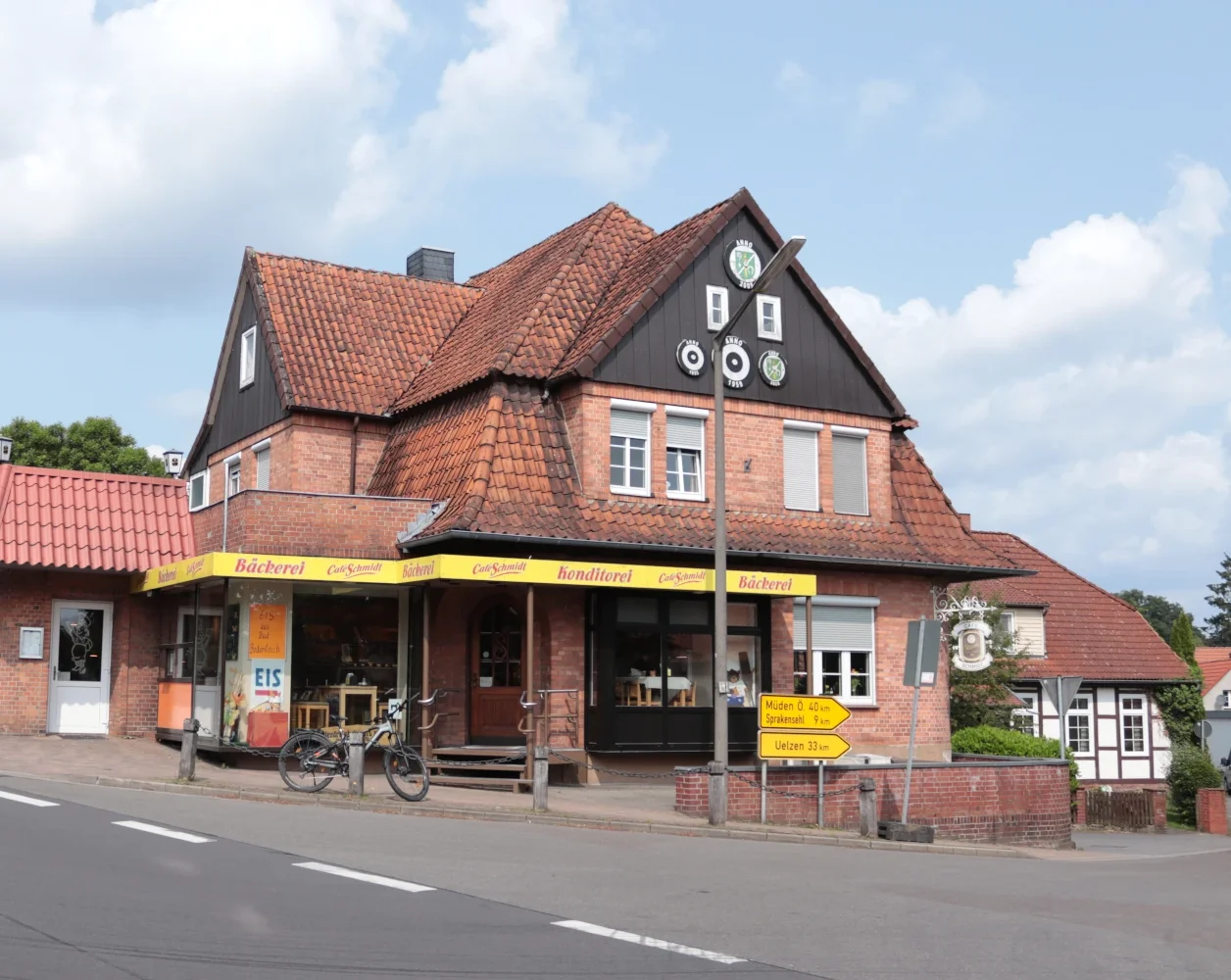 Frontalansicht Café Schmidt